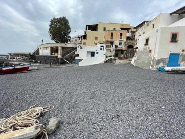 Il Nido Di Rinella, Casa Sulla Spiaggia Villa Leni Exterior photo